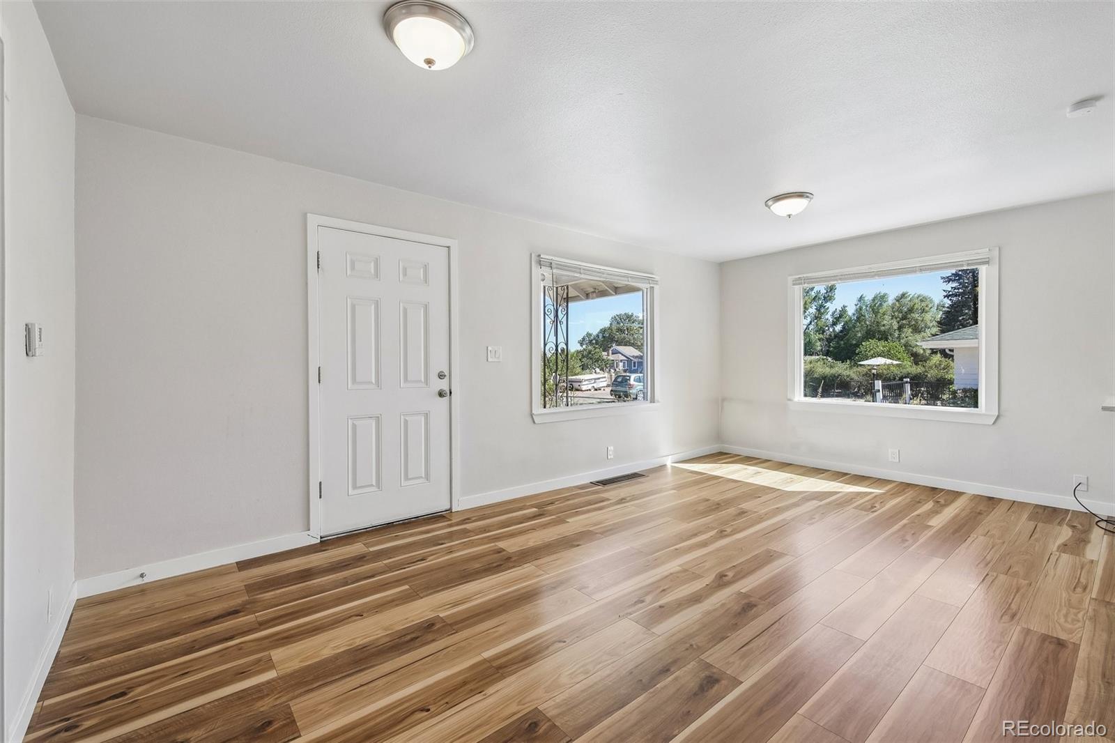 863 Fenton Street