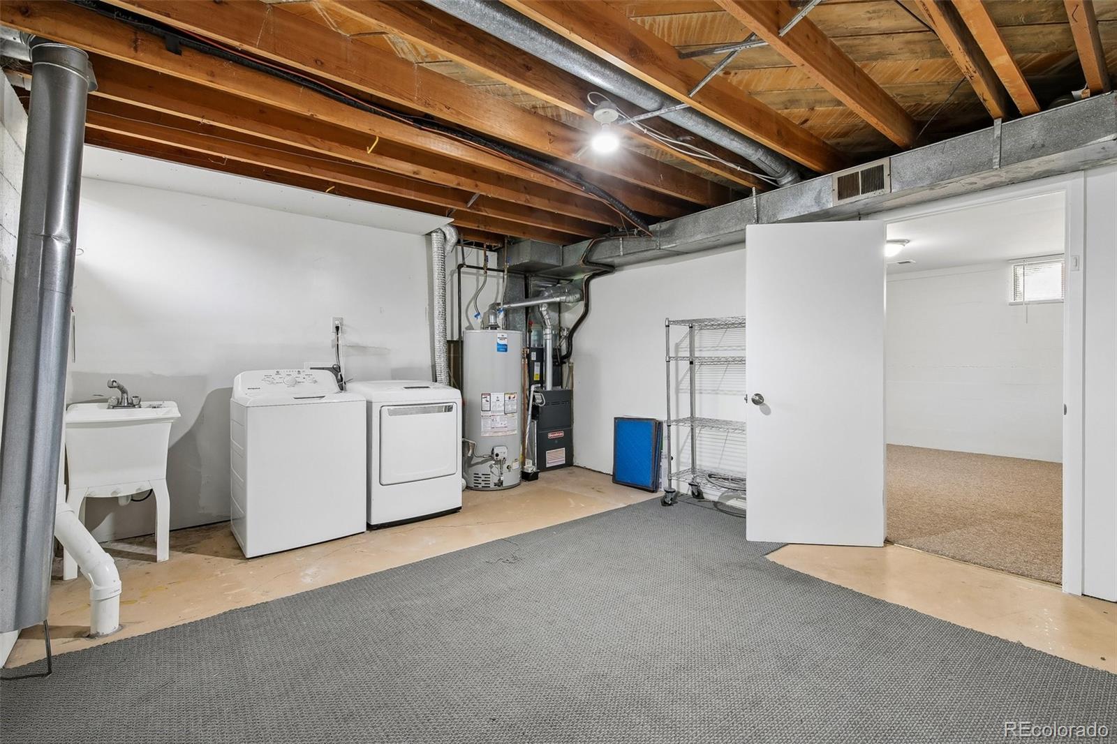 863 Fenton Street