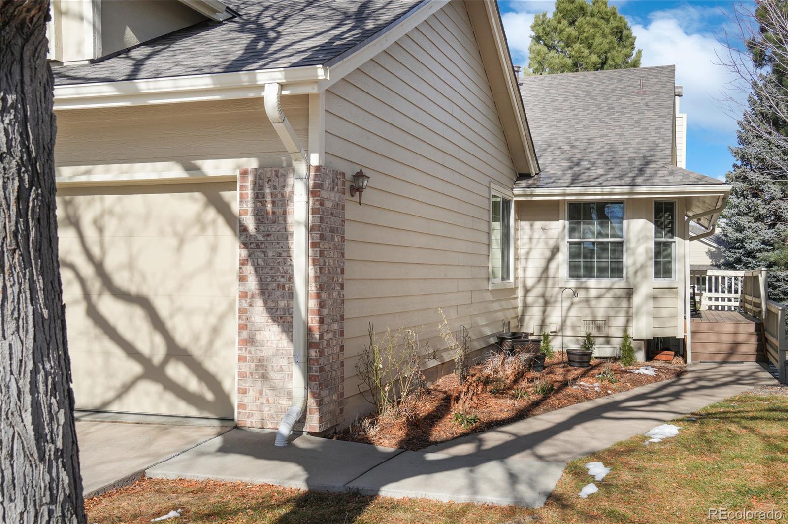 1912 E Phillips Drive