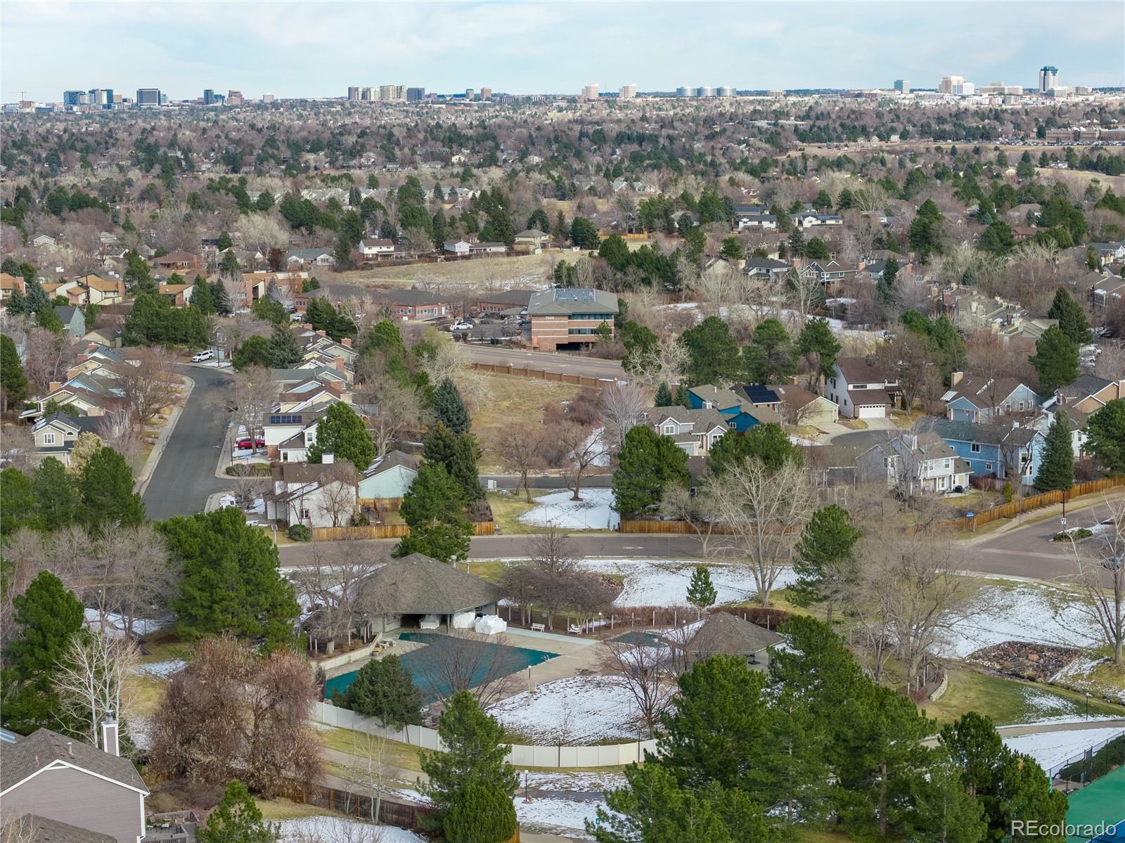 1912 E Phillips Drive