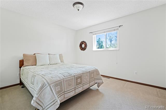 11308 W 74th Place