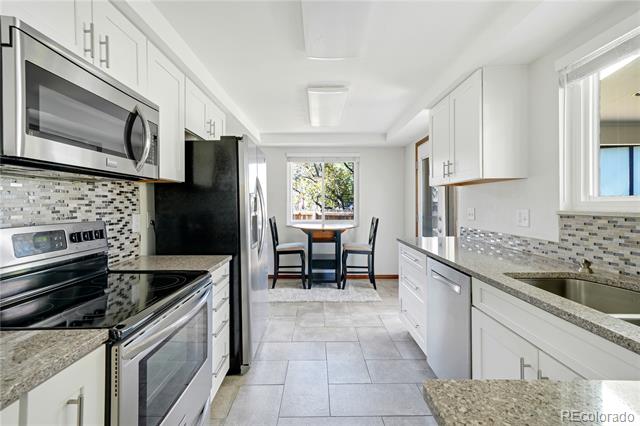 11308 W 74th Place