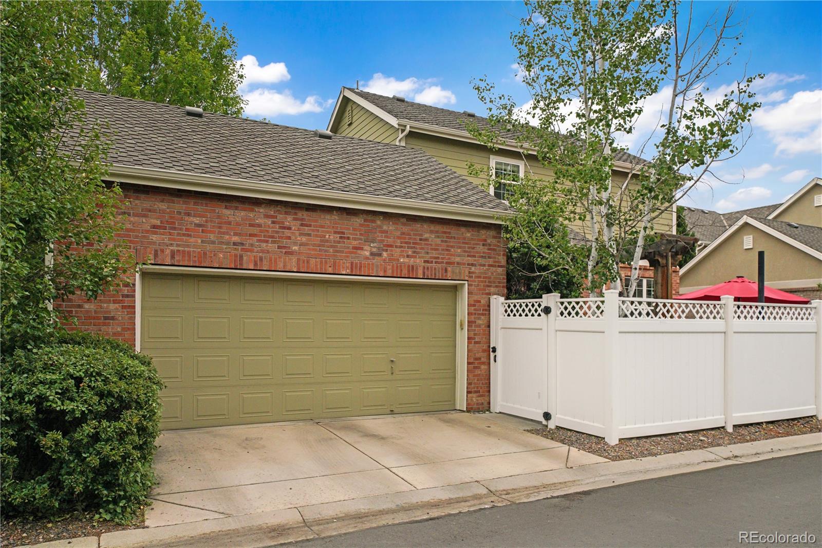 7922 E 6th Place