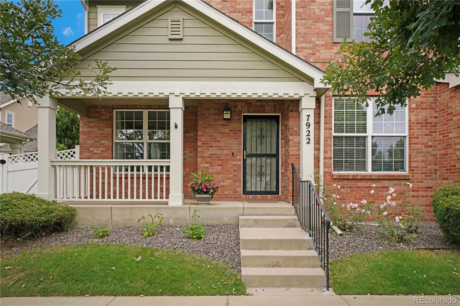7922 E 6th Place