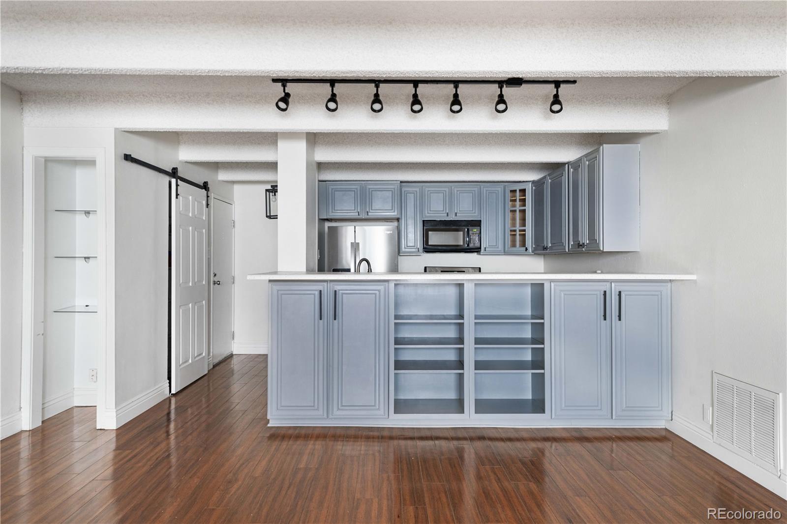 777 N Washington Street Unit: 204