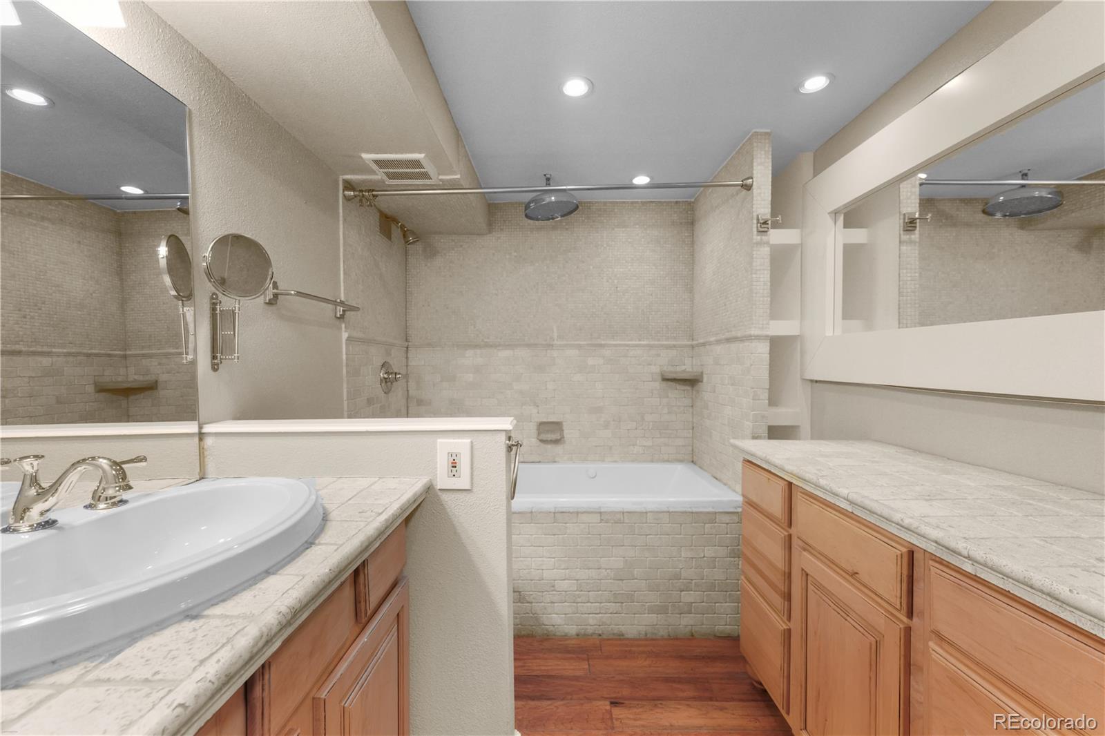 777 N Washington Street Unit: 204