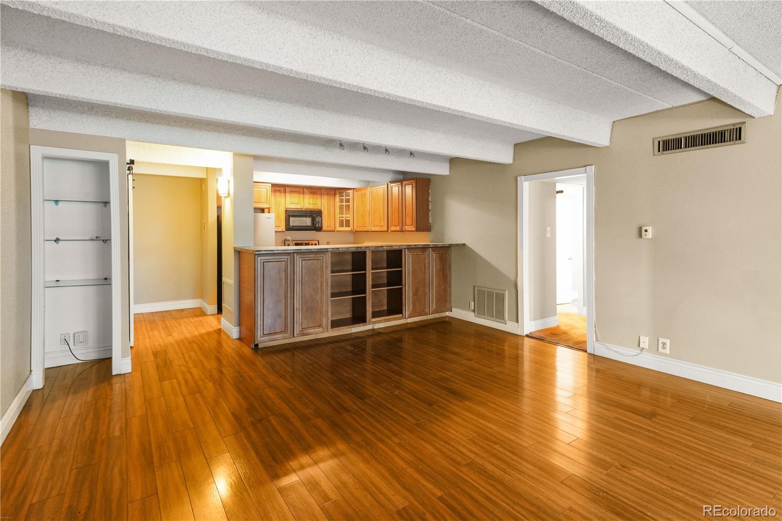 777 N Washington Street Unit: 204
