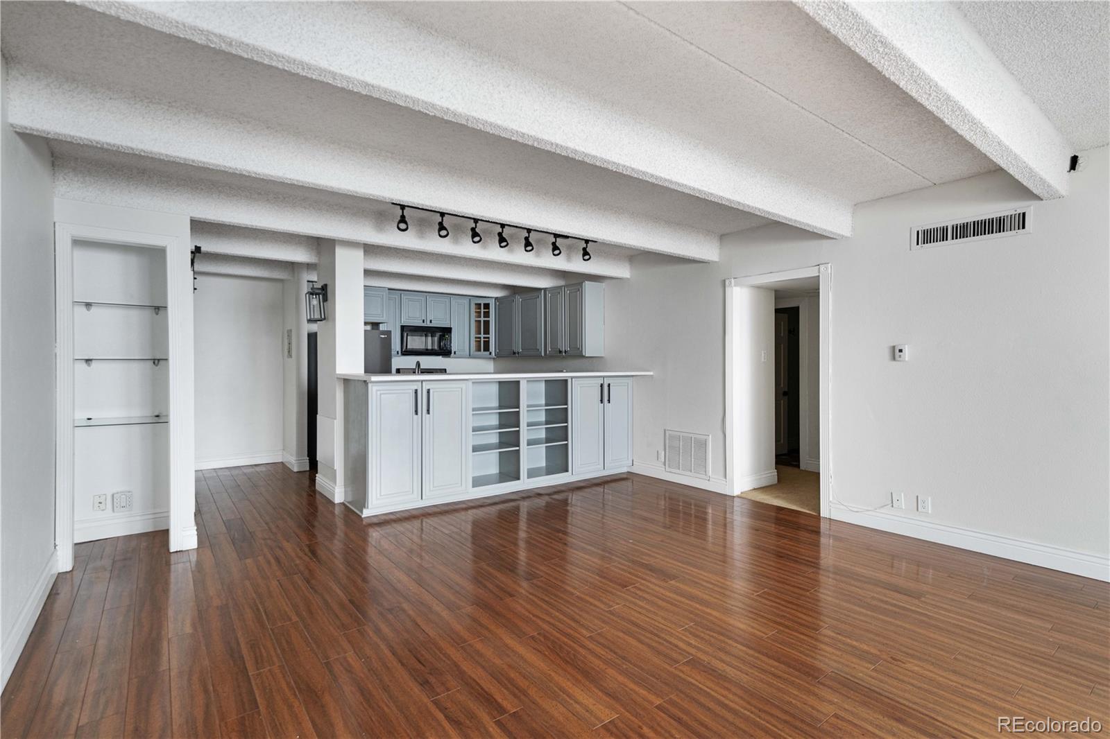 777 N Washington Street Unit: 204