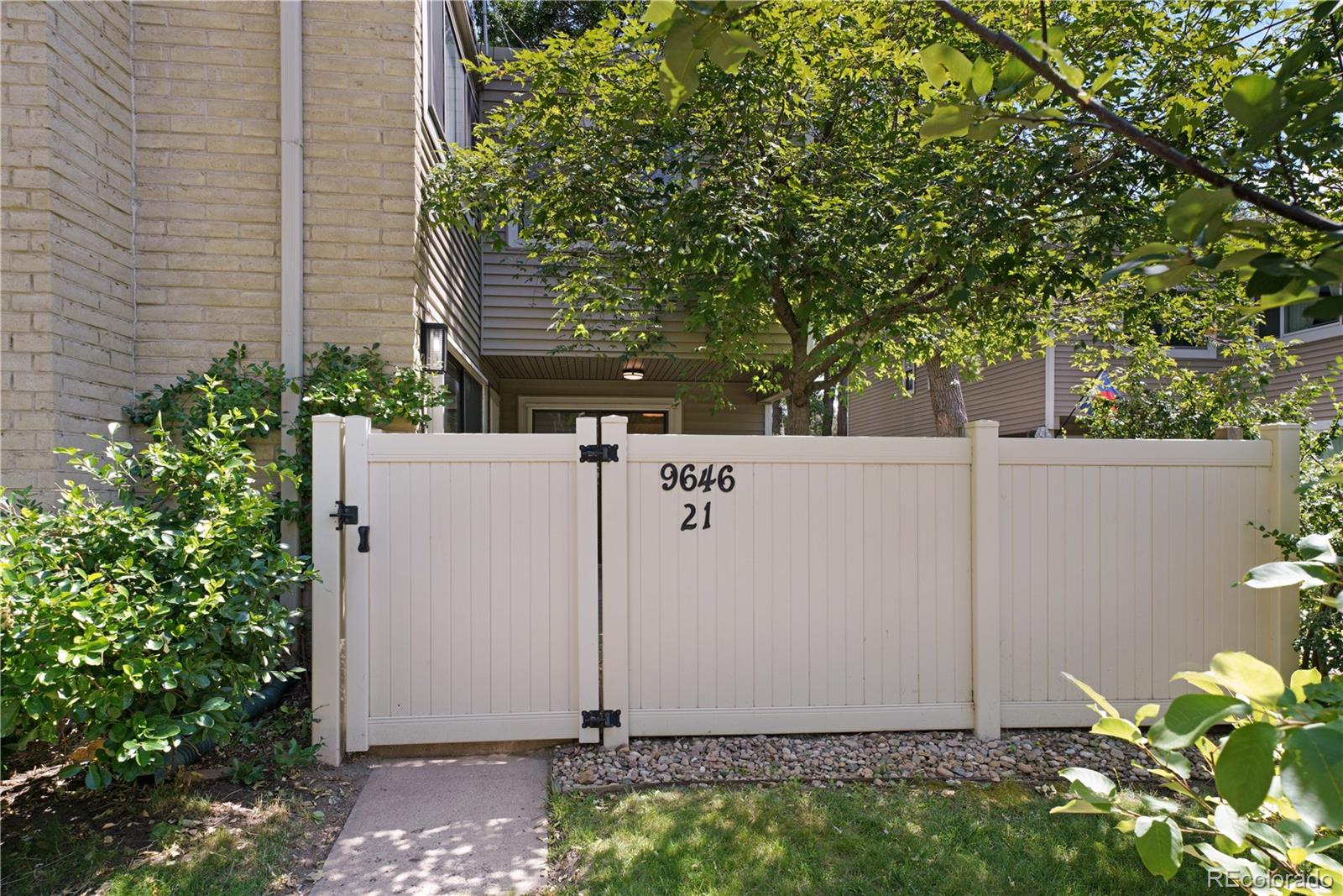 9646 E Kansas Circle Unit: 21