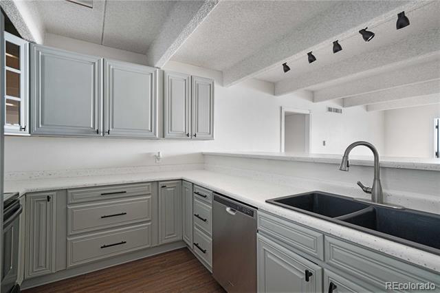 777 N Washington Street Unit: 204