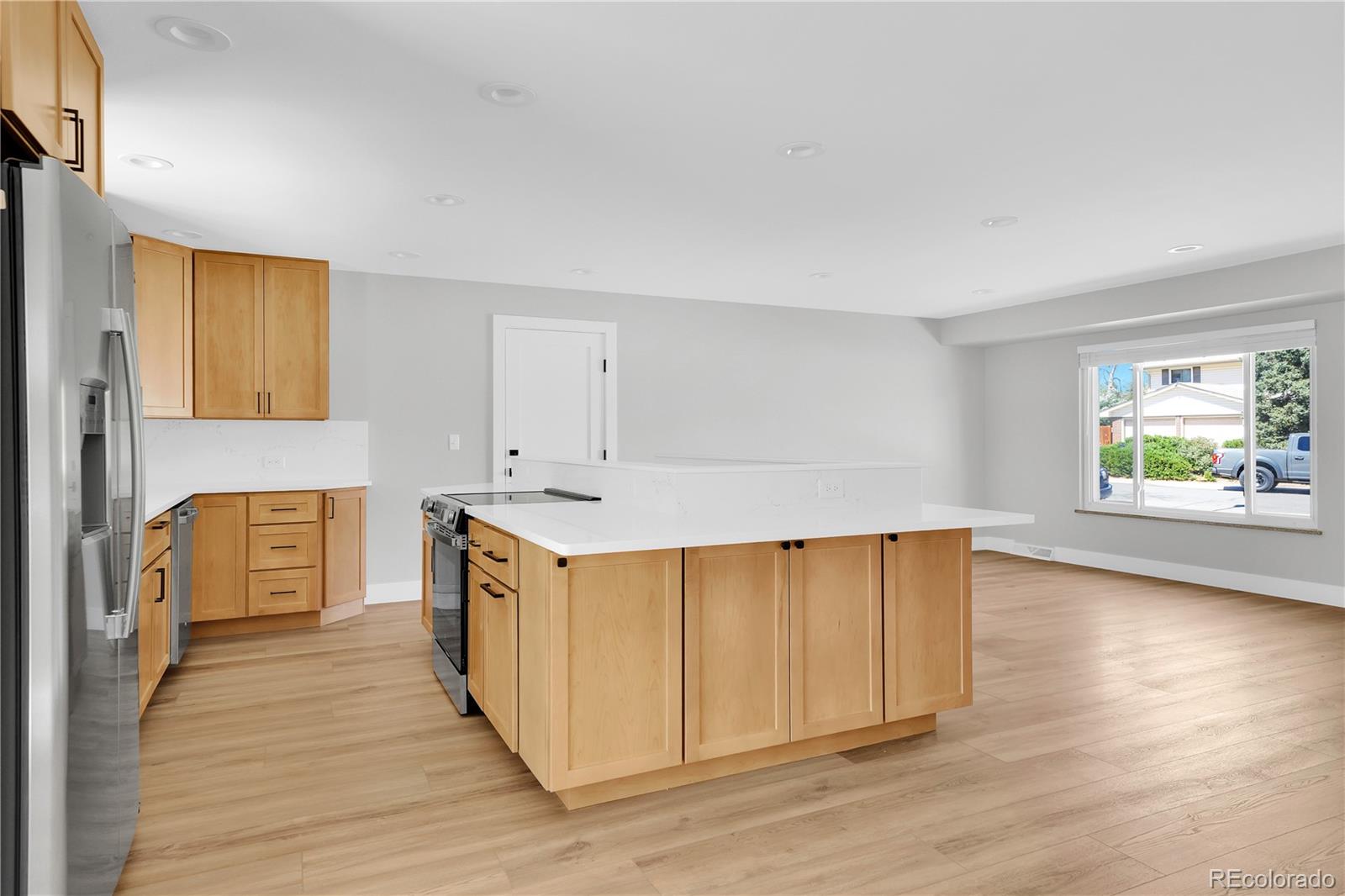 9204 W Colorado Avenue