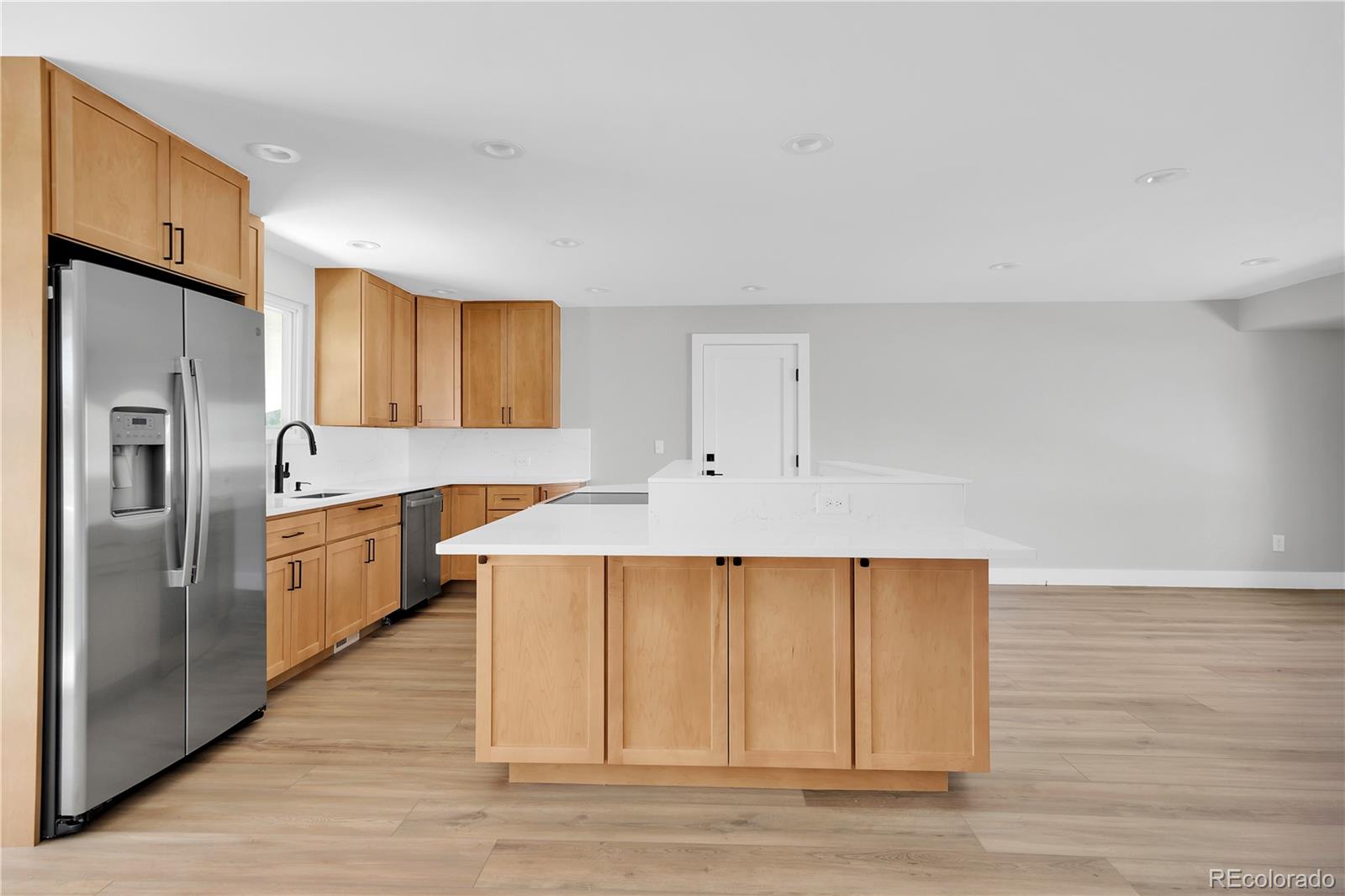 9204 W Colorado Avenue