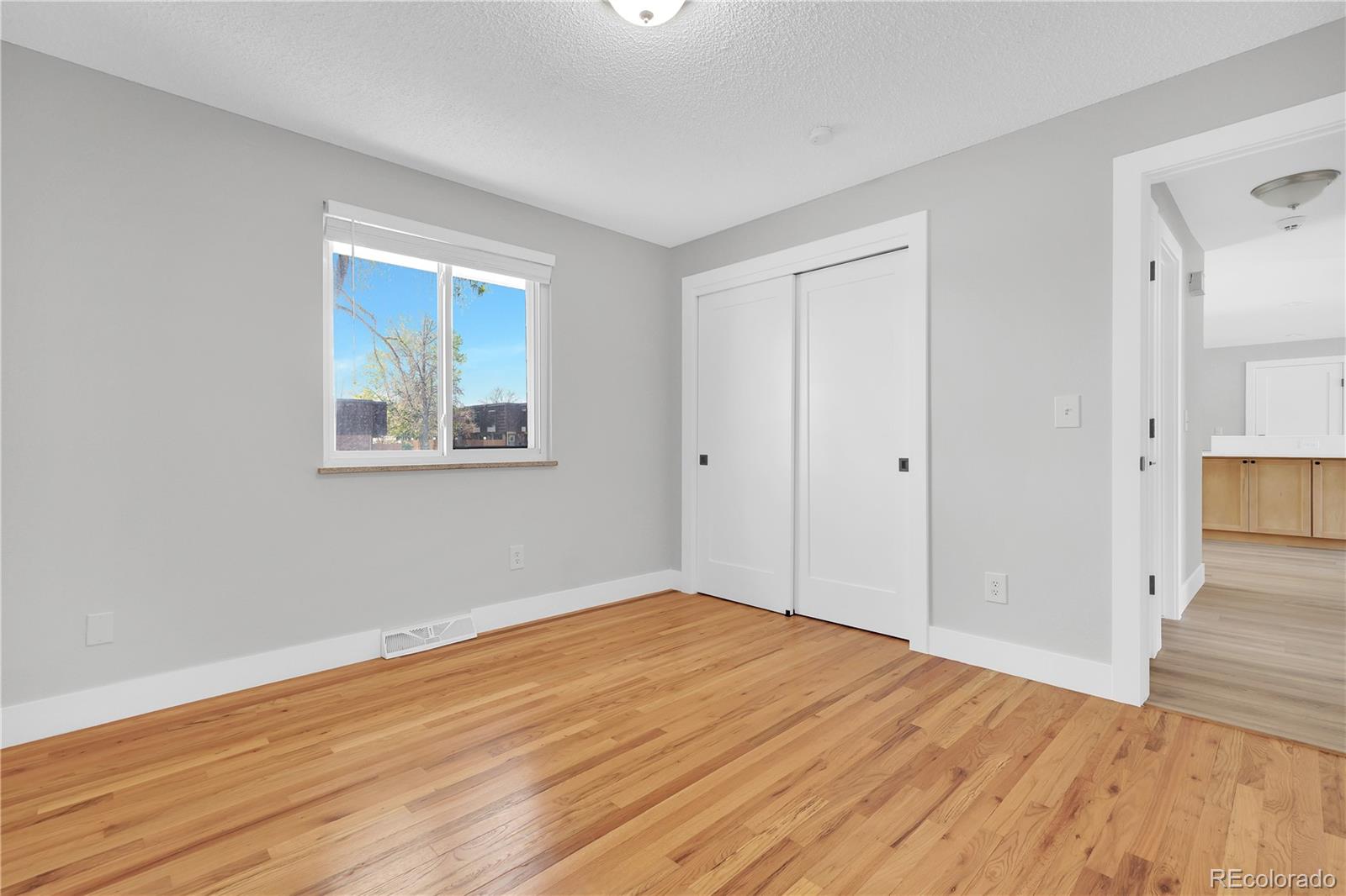 9204 W Colorado Avenue