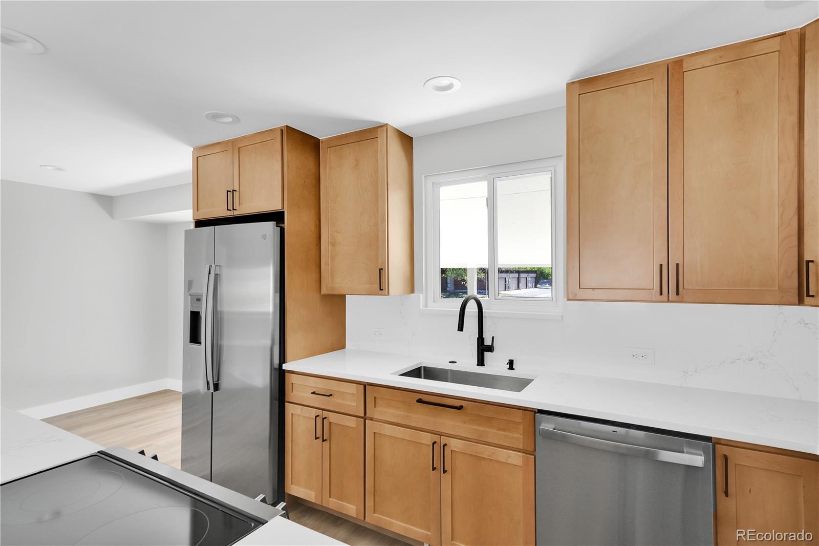 9204 W Colorado Avenue