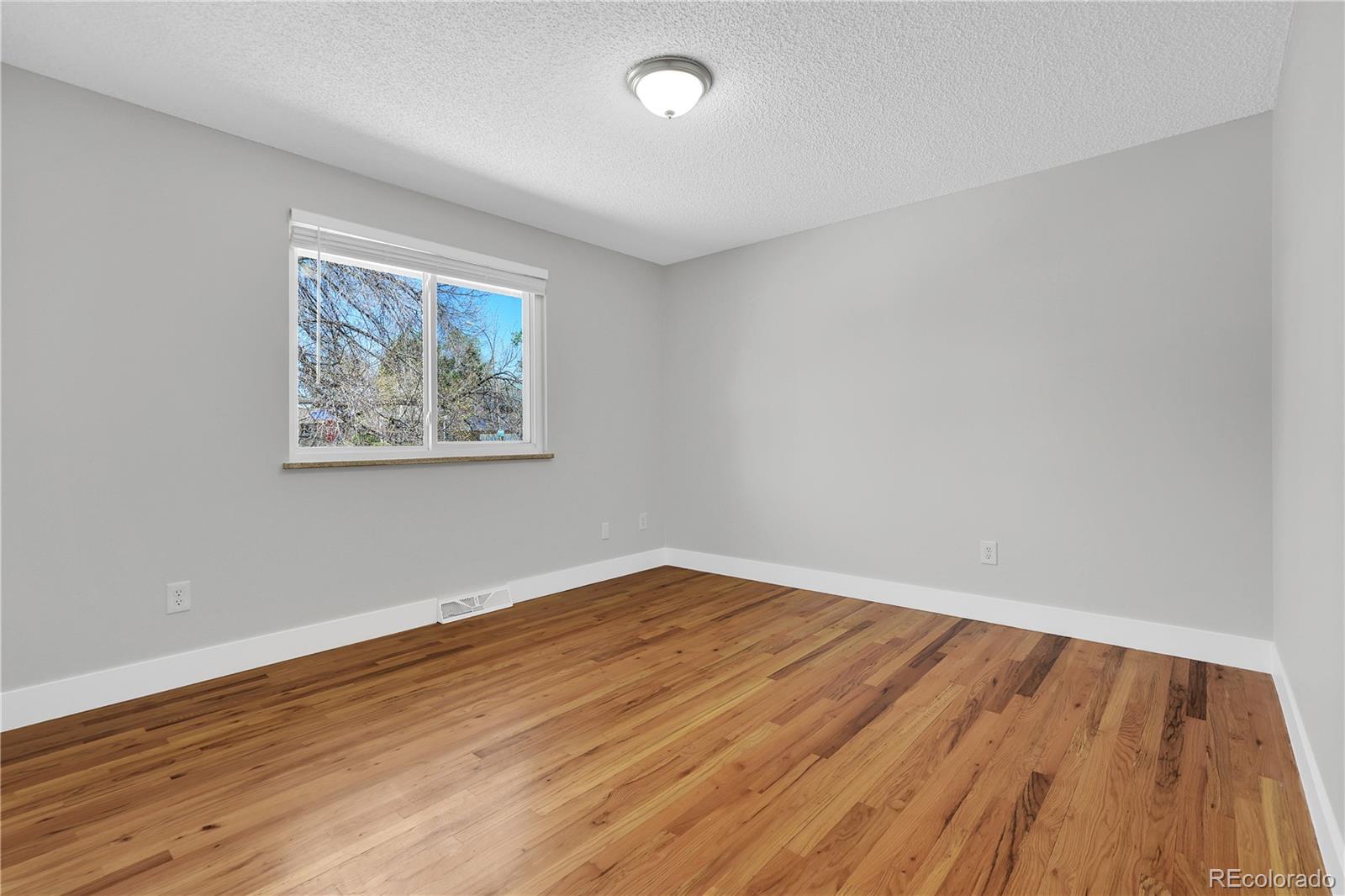 9204 W Colorado Avenue