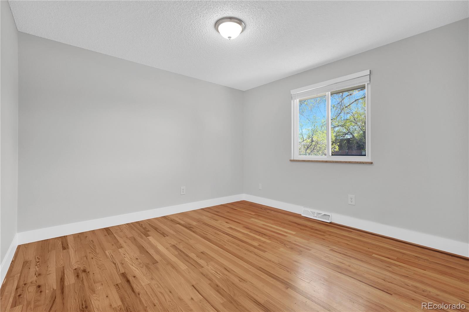 9204 W Colorado Avenue