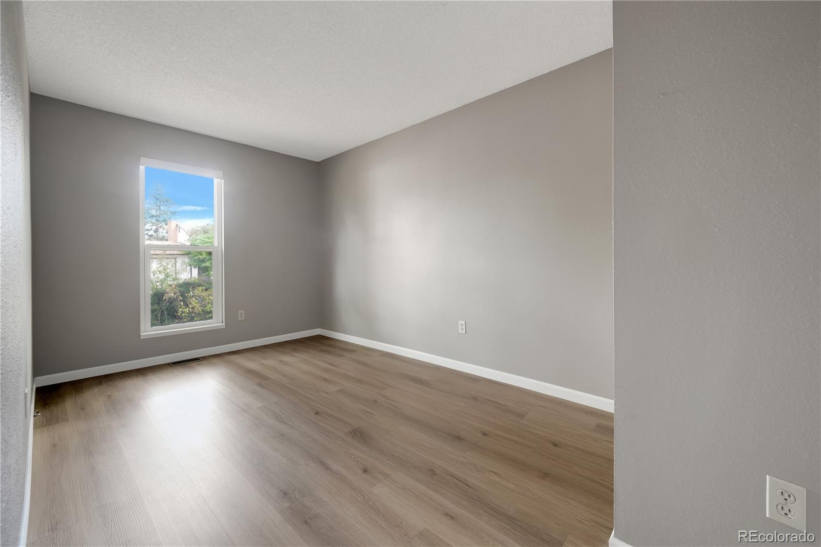 8598 W Dartmouth Place