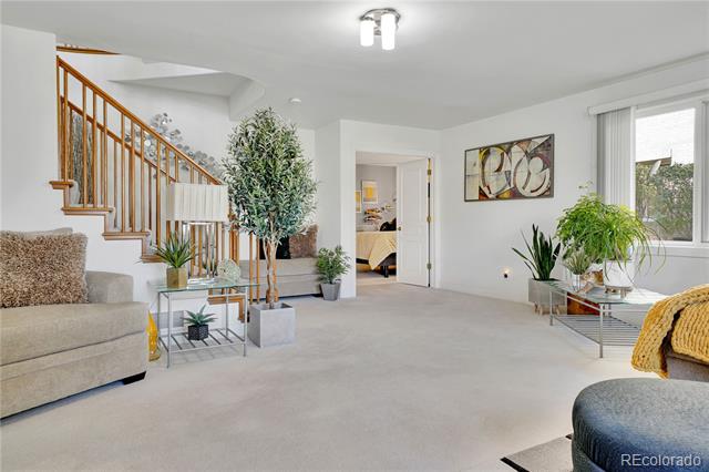 2060 S Robb Way