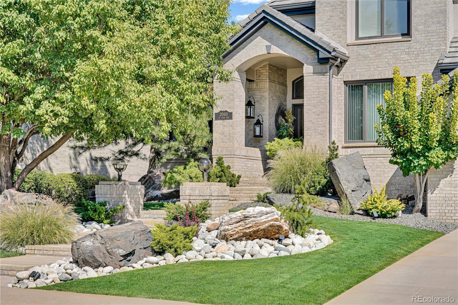 2060 S Robb Way