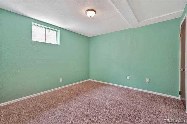 6180 W 77th Place