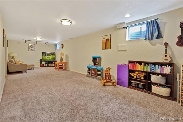 6180 W 77th Place