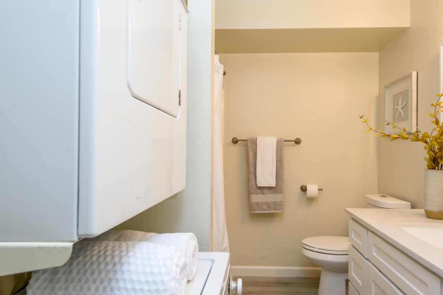 4050 Farm Hill Boulevard, Unit 3