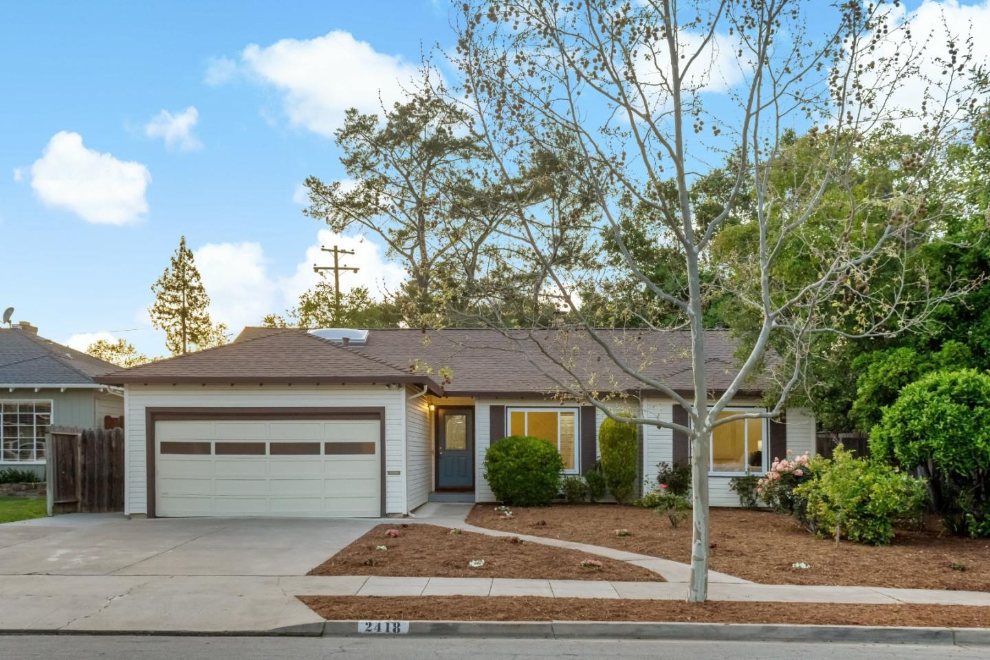 2418 Delaware Avenue