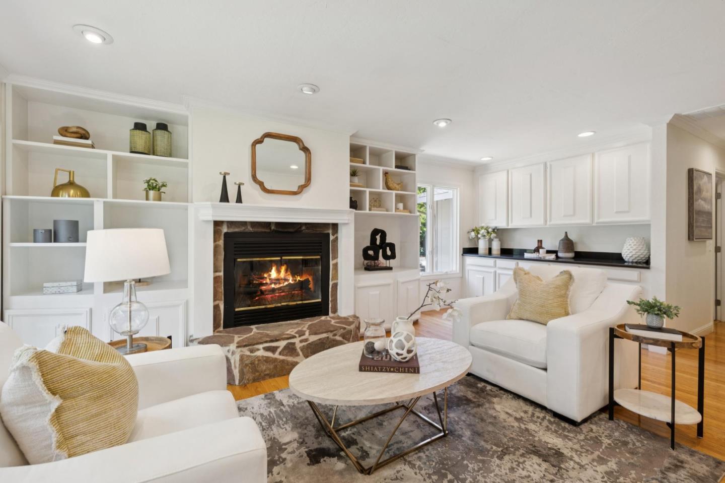 1045 Deanna Drive