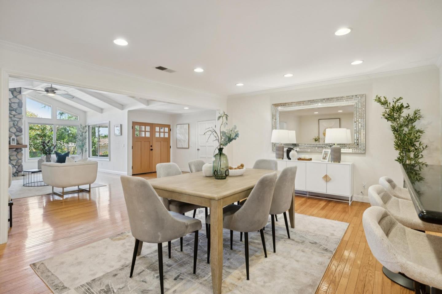 1045 Deanna Drive
