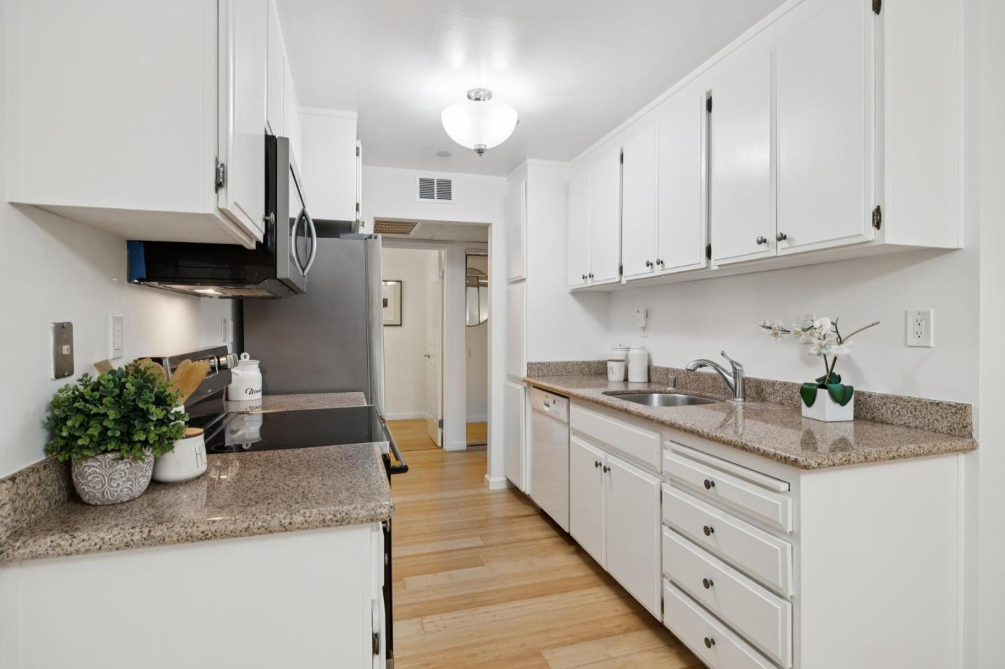 226 West Edith Avenue 13