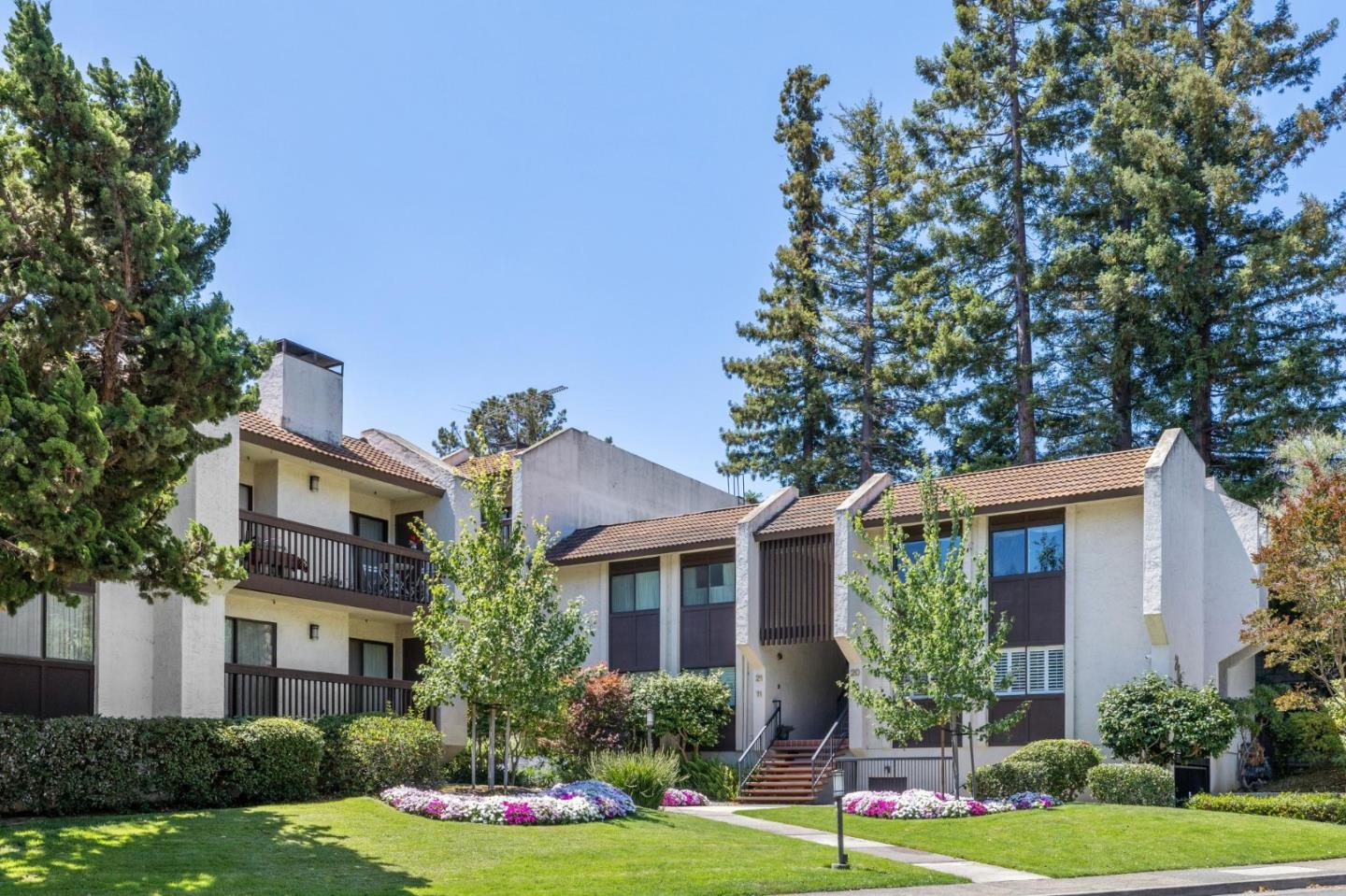 226 West Edith Avenue 13