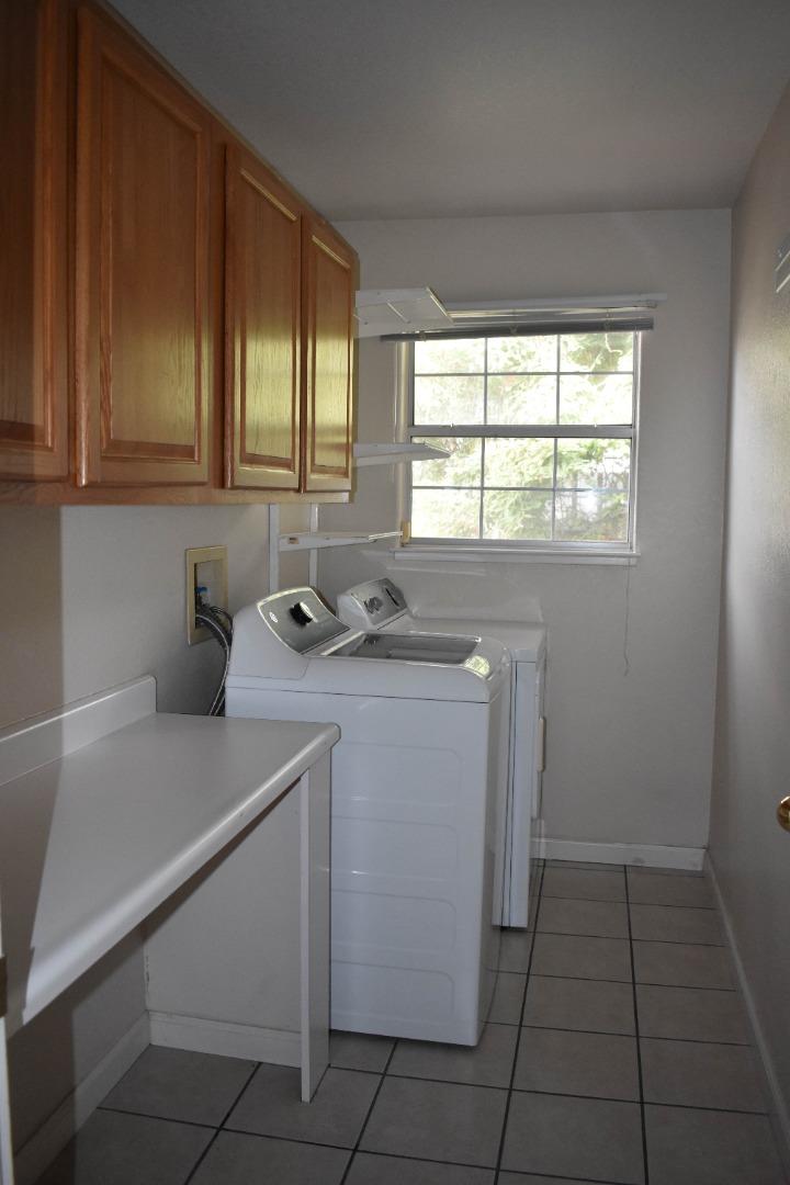 4173 El Camino Real 24