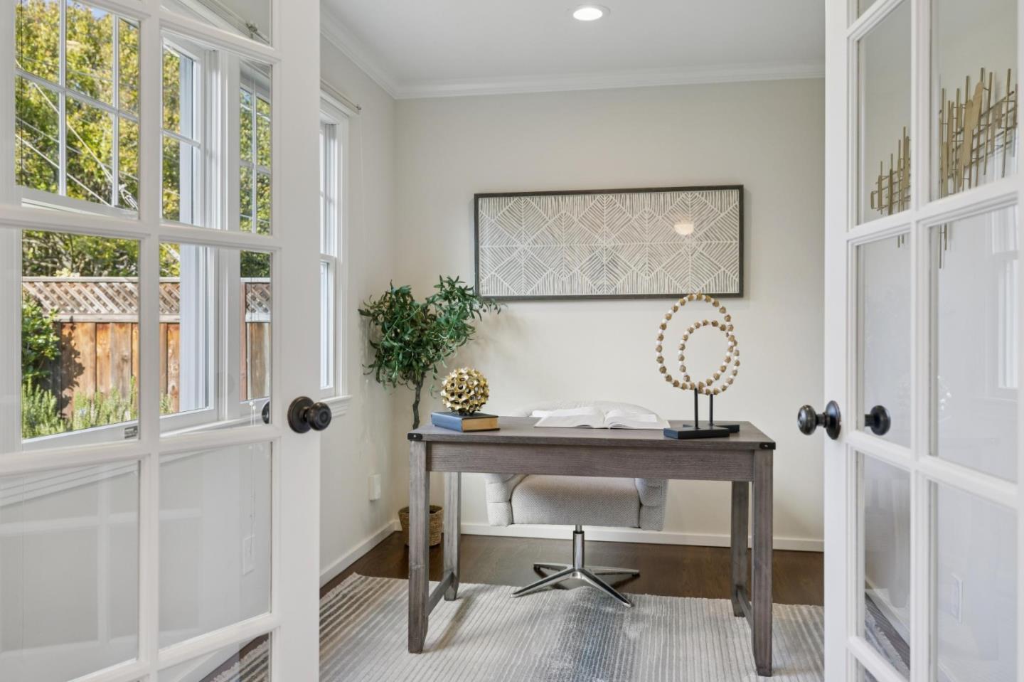 308 Hedge Road