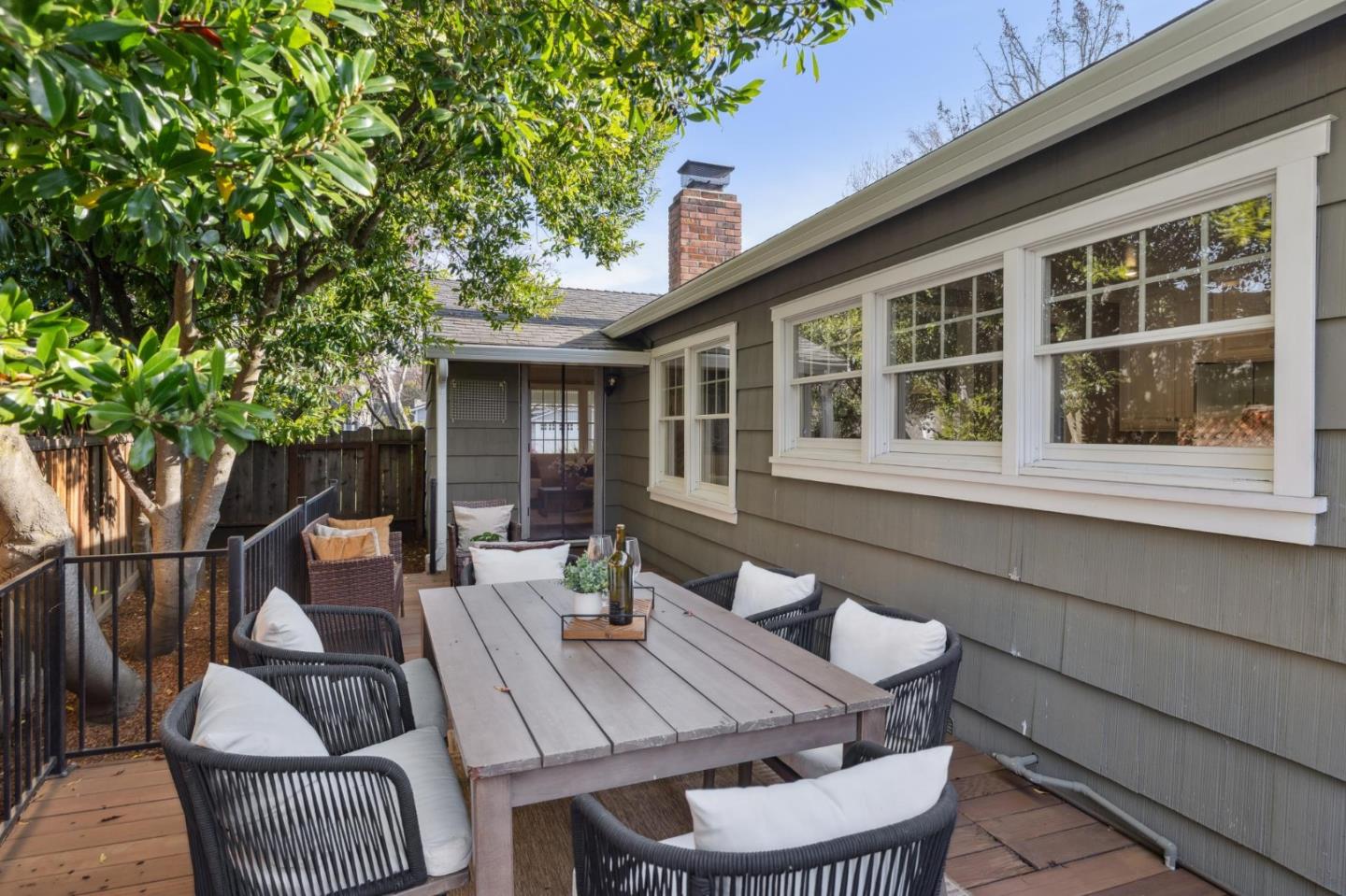 308 Hedge Road
