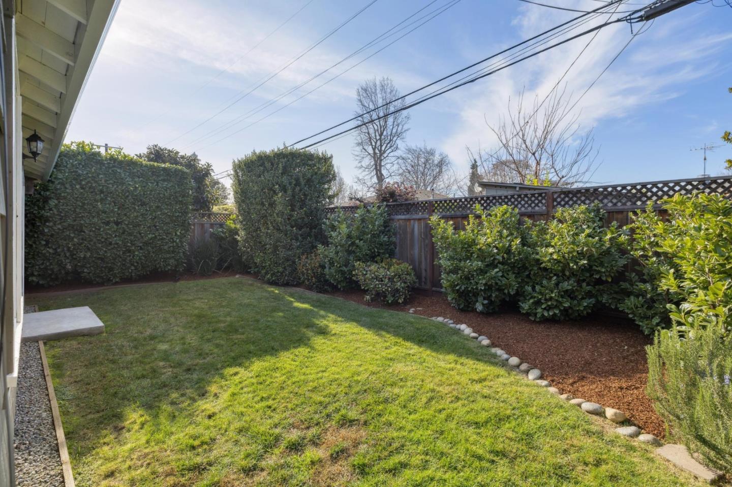 308 Hedge Road