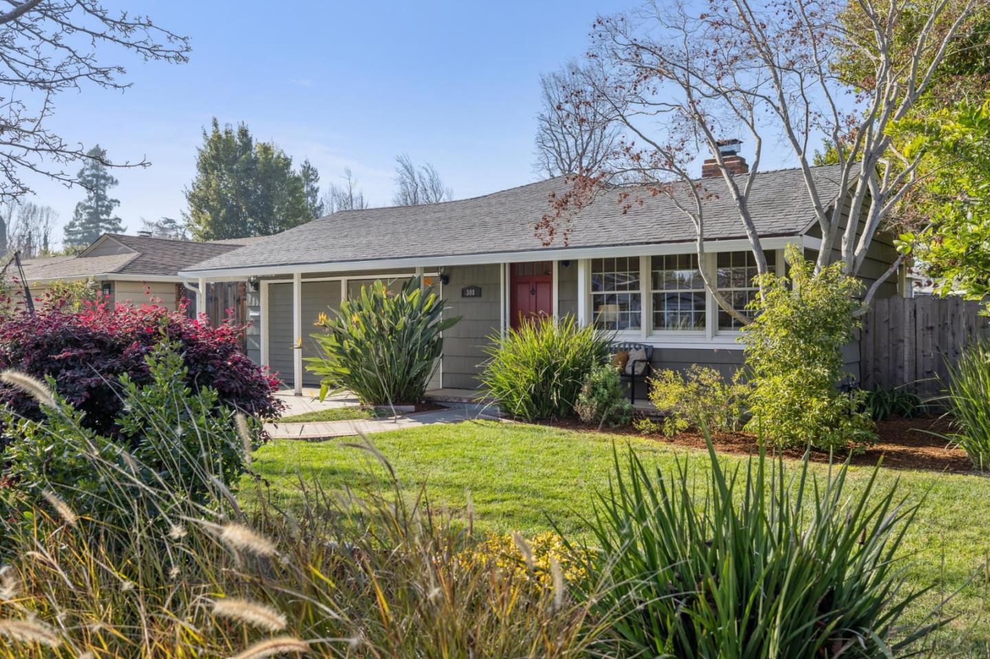 308 Hedge Road