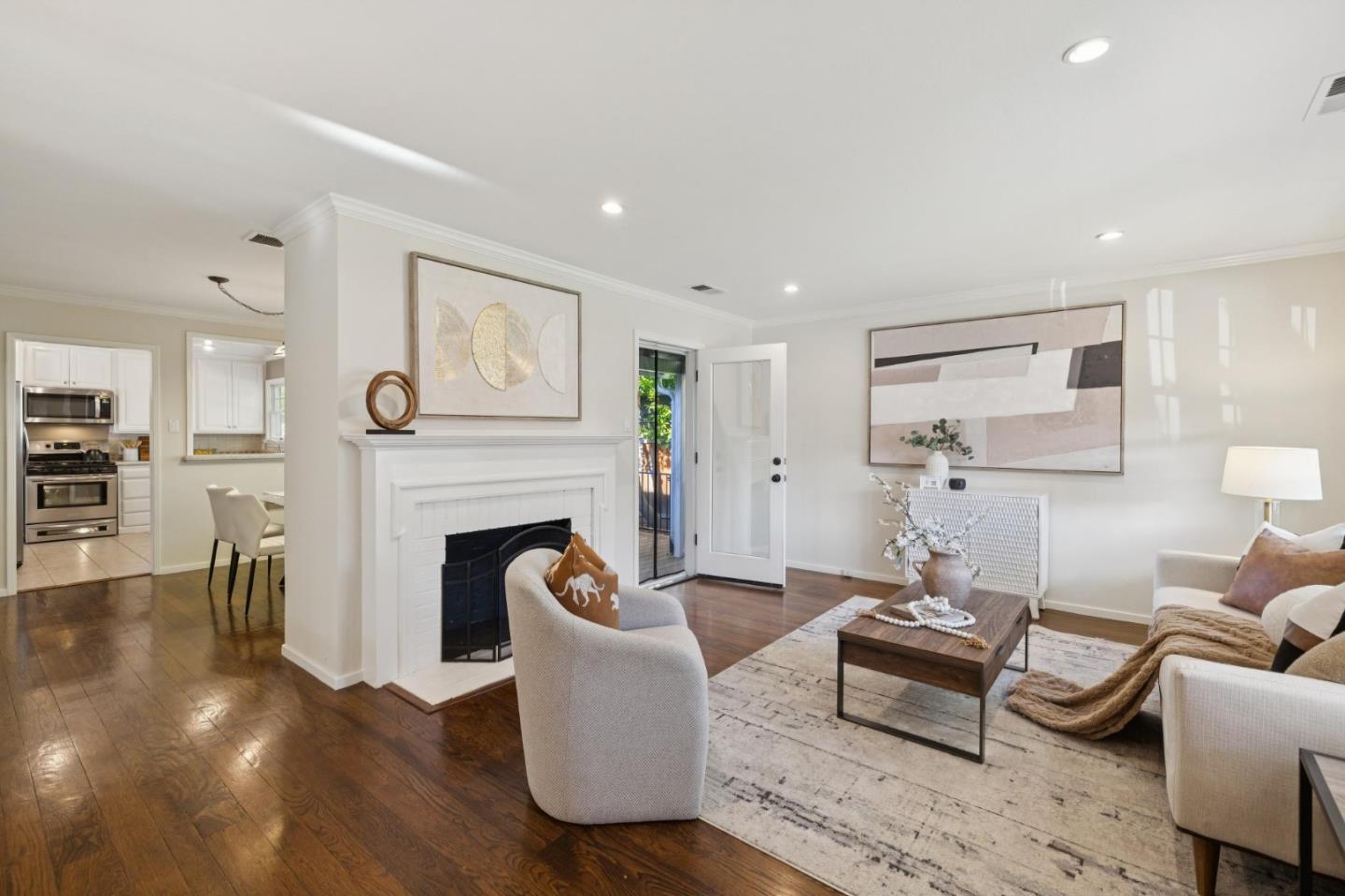 308 Hedge Road