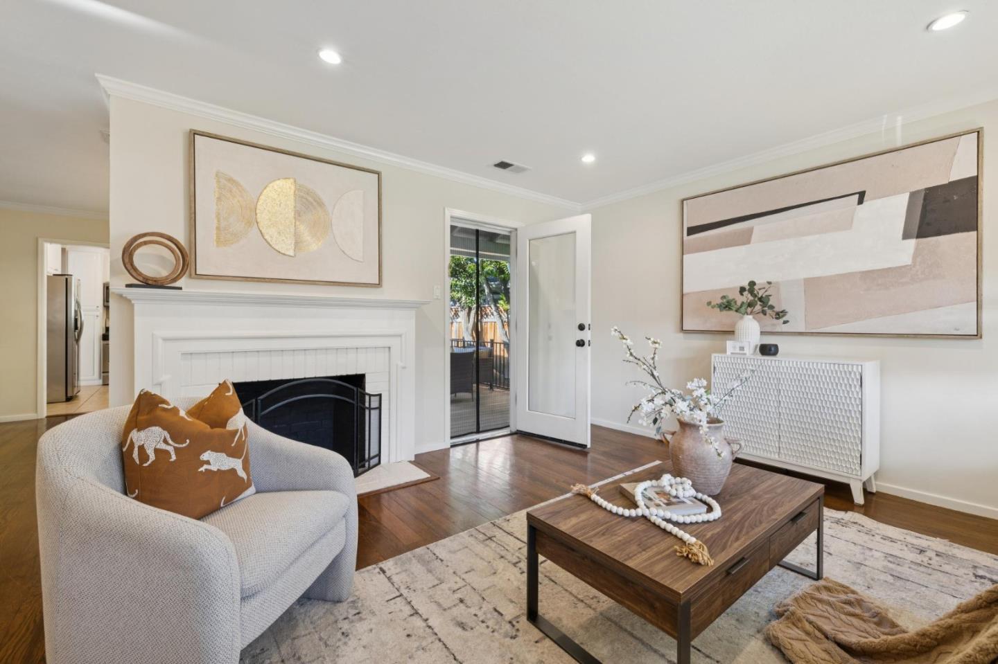 308 Hedge Road