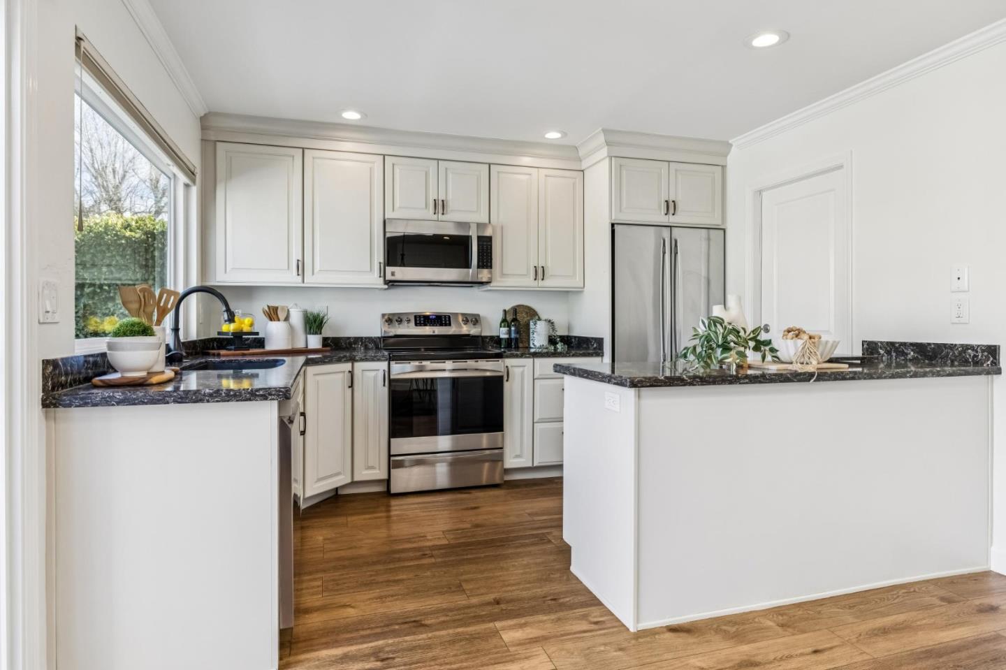 4845 Los Arboles Place