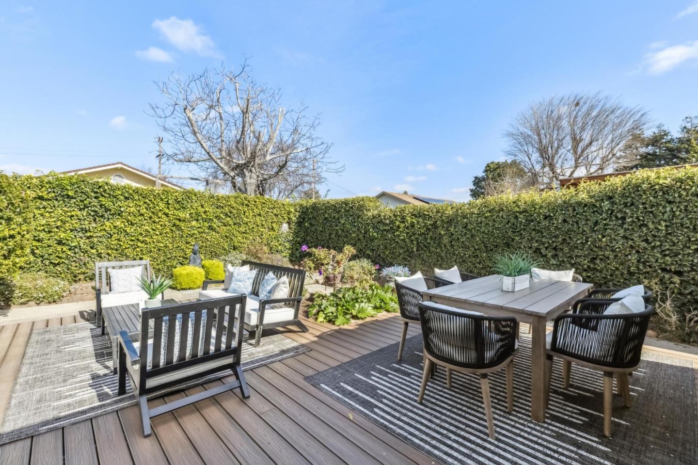 4845 Los Arboles Place