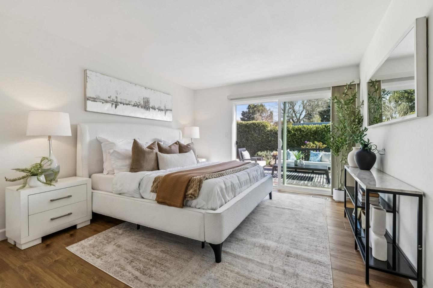 4845 Los Arboles Place