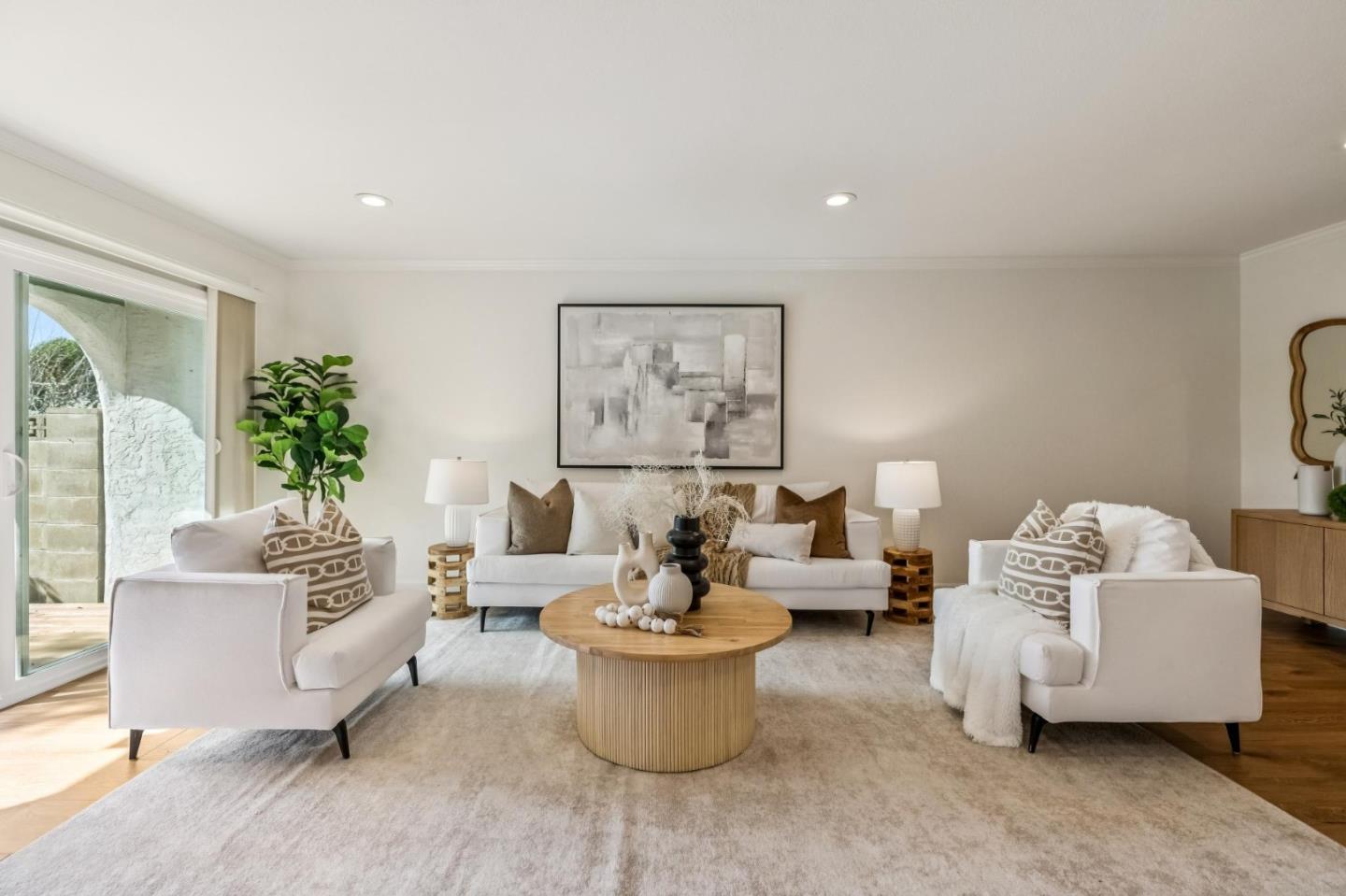 4845 Los Arboles Place