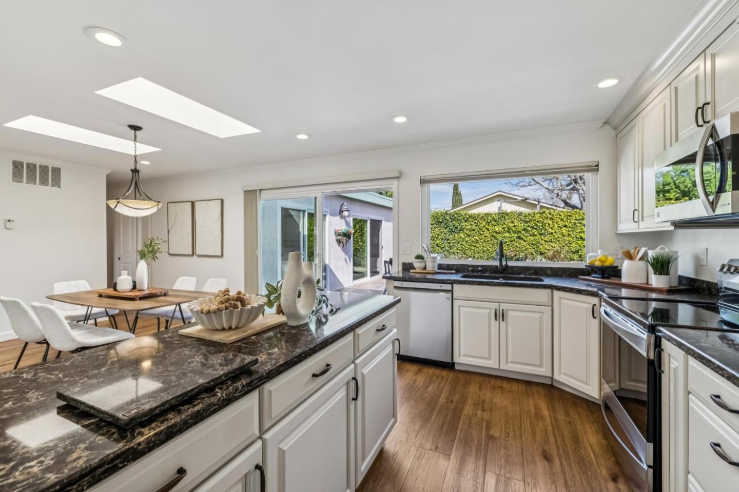 4845 Los Arboles Place