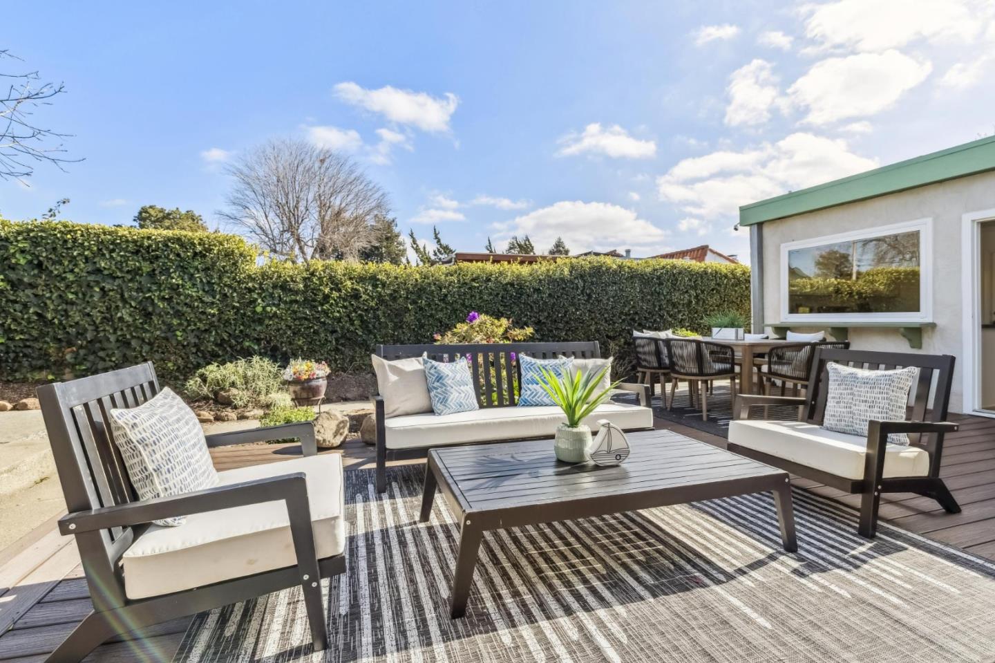 4845 Los Arboles Place