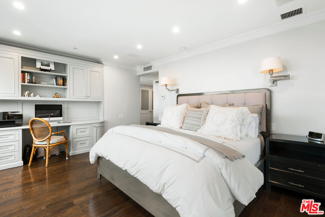 10375 Wilshire Blvd Unit: 14F