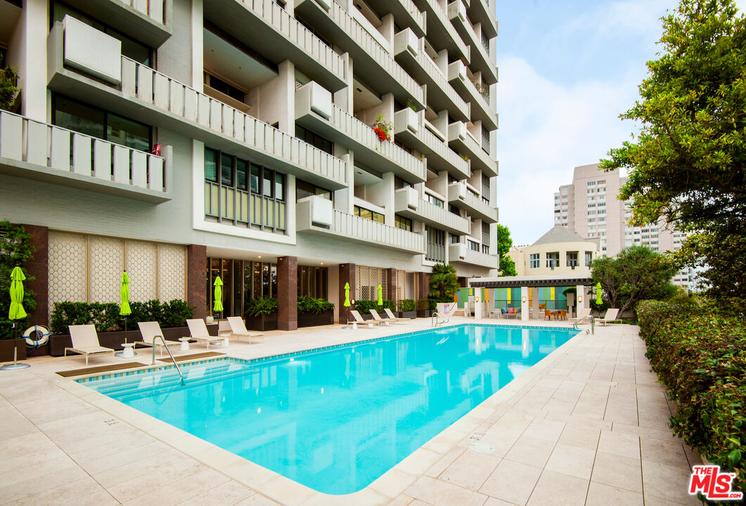10375 Wilshire Blvd Unit: 14F
