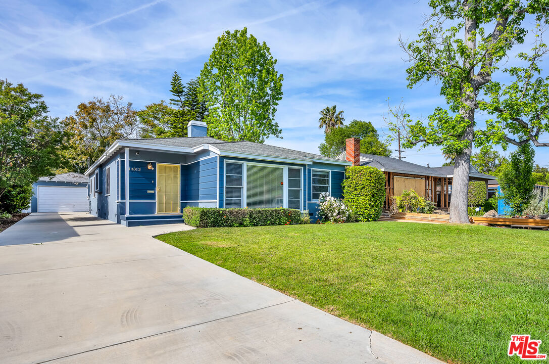 14313 Martha St