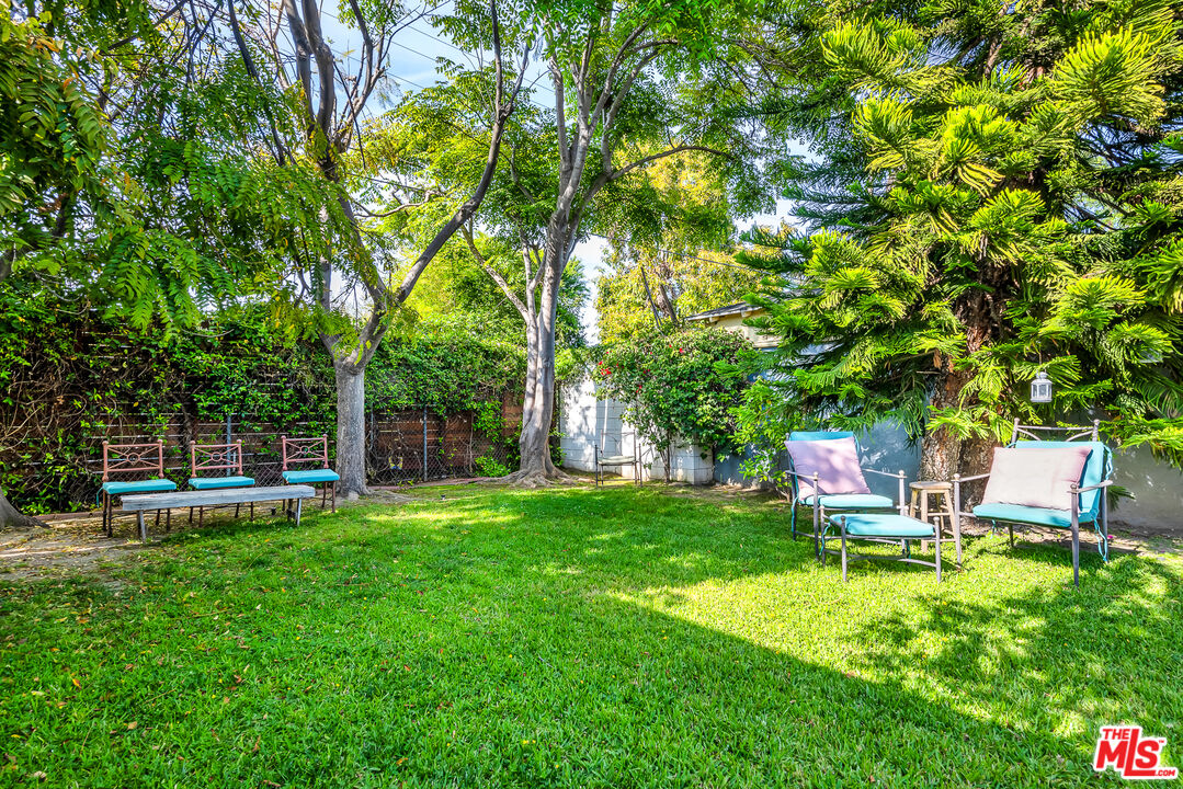 14313 Martha St
