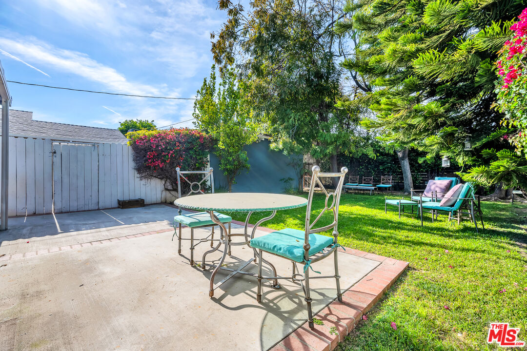 14313 Martha St