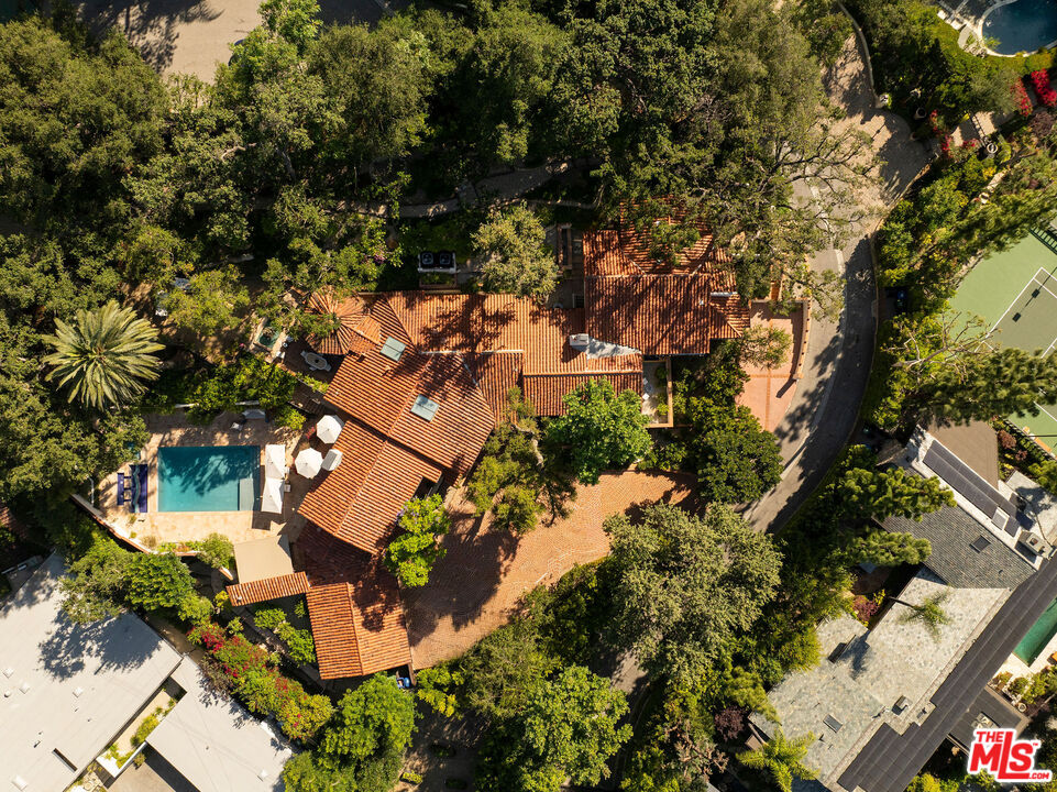 17610 Hidden Oaks Rd